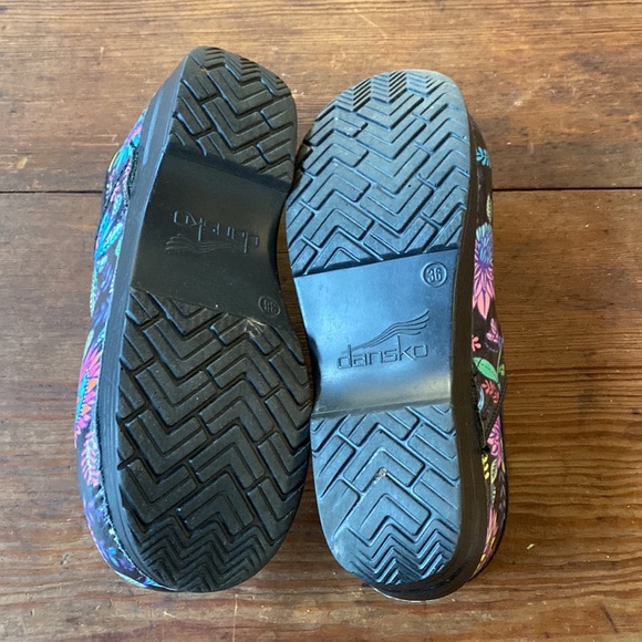 Dansko Floral Print Clogs - Picture 4 of 5